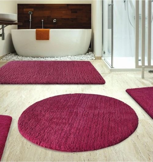 Round Red Bathroom Mat