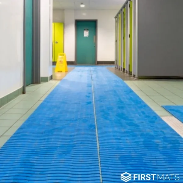 Aqua-Step Wet Area Mats for Showers, Pools & Gyms - Image 2