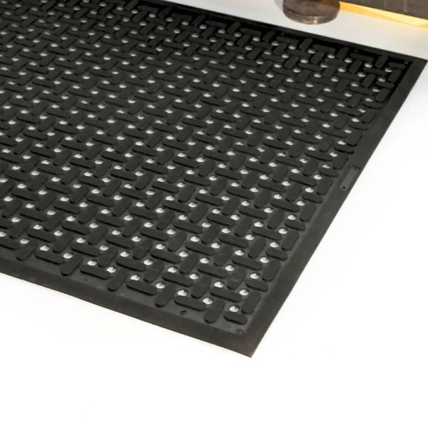 Non-Slip Oil-Resistant Ablution Mat with Drainage - Image 3