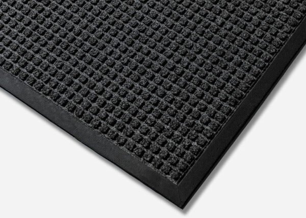 Water-Absorbent Entrance Mat for High-Traffic Areas