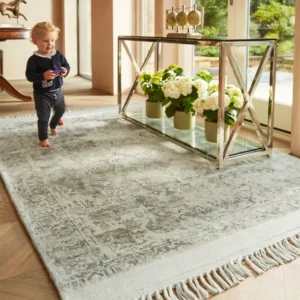 Classic Woven Rug with Fringe Edges